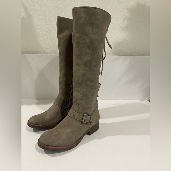 Women’s EuroSoft Taupe Selden Faux Leather Knee High Western Boot Size 6 US! - Picture 4 of 9